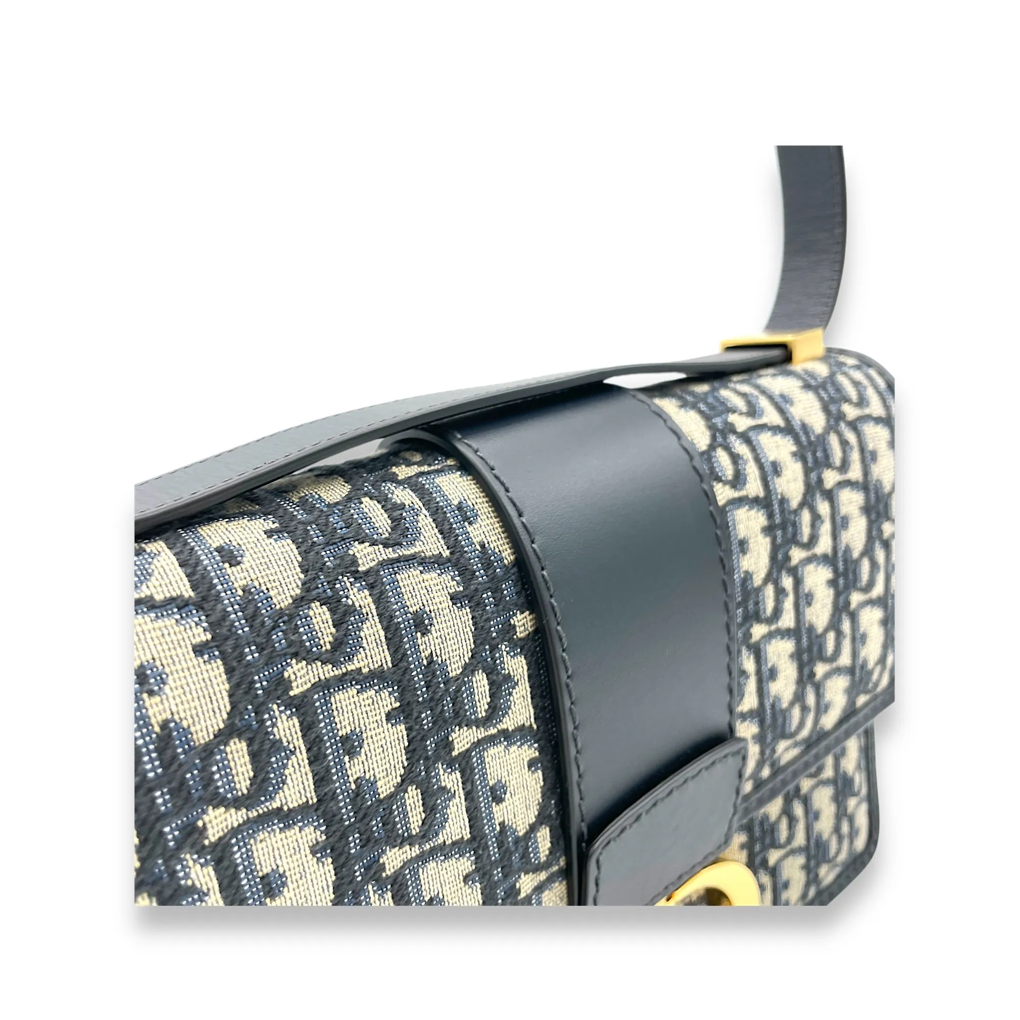 30 Montaigne Shoulder bag in Jacquard, Gold Hardware