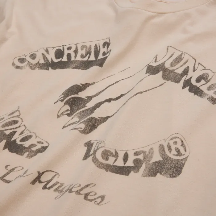 CONCRETE JUNGLE TEE CREAM