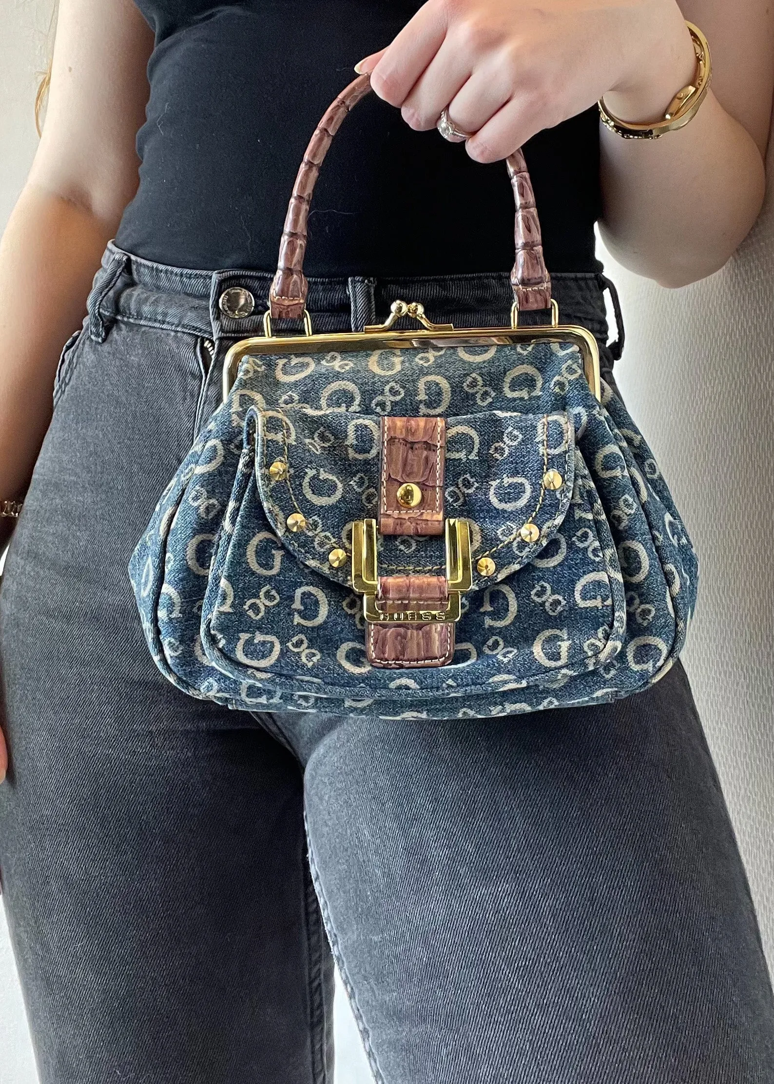 Guess Bag