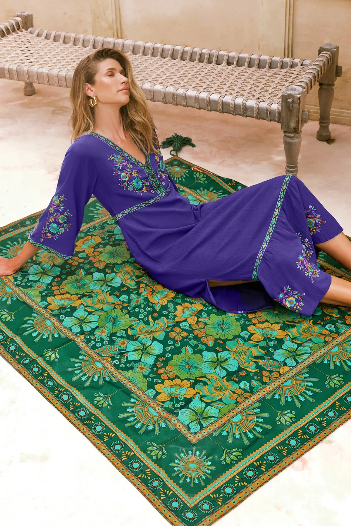 Wandering Folk x Nine Lives Bazaar - Land of the Sun Rug - Emerald